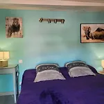 Chez Jeanfi Oda ve Kahvaltı Fronsac (Gironde)